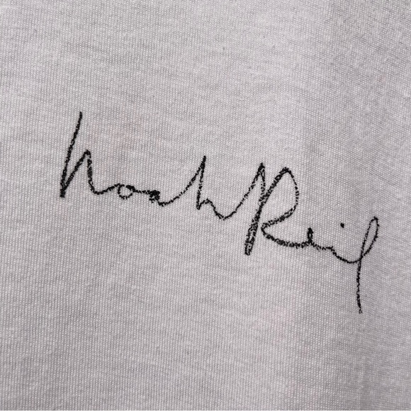 Schitt's Creek Patrick (Noah Reid) Limited Edition Tour Shirt NWOT size MED - Picture 5 of 11